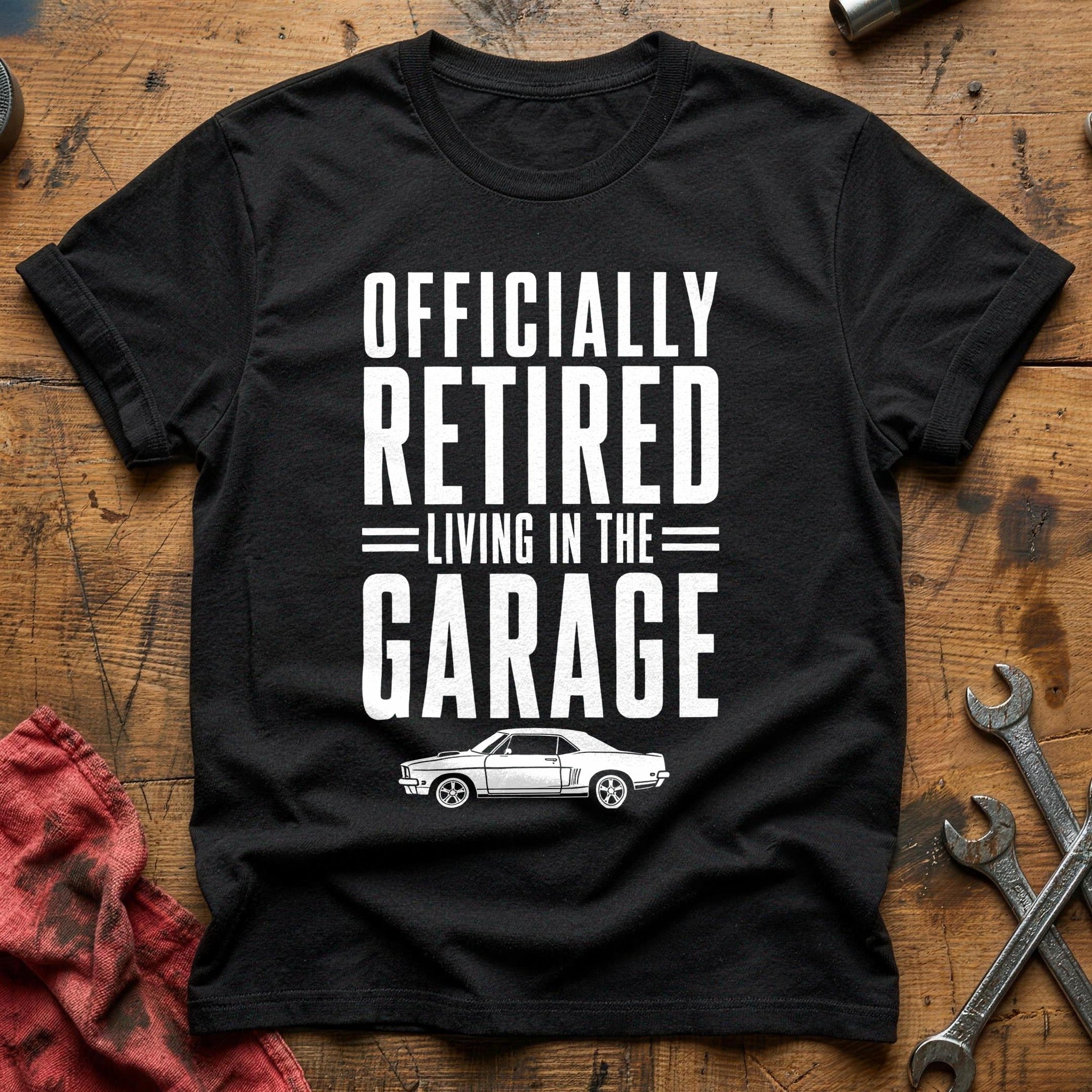 Retired Living Garage 54 T-Shirt - Black