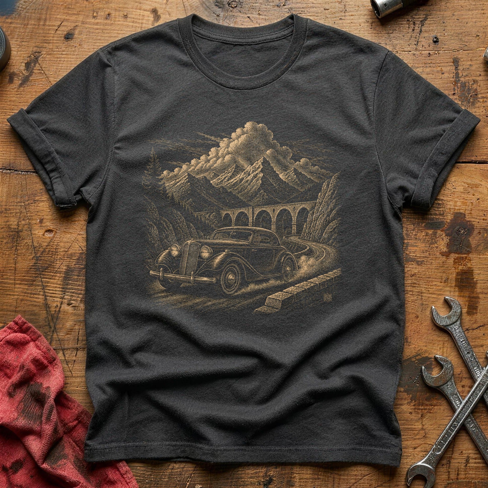 Alpine Coupe Run T-Shirt - Charcoal