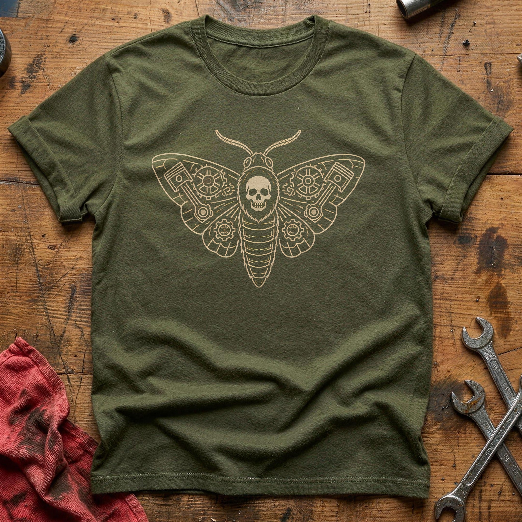 Deaths Head Moth Gears 11 T-Shirt - Military Green