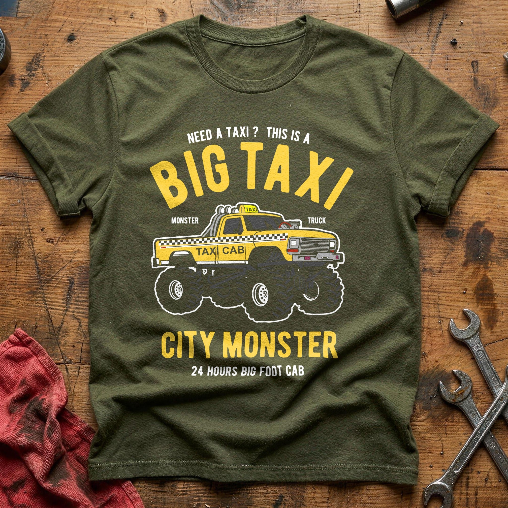 Taxi monster truck T-Shirt - Military Green