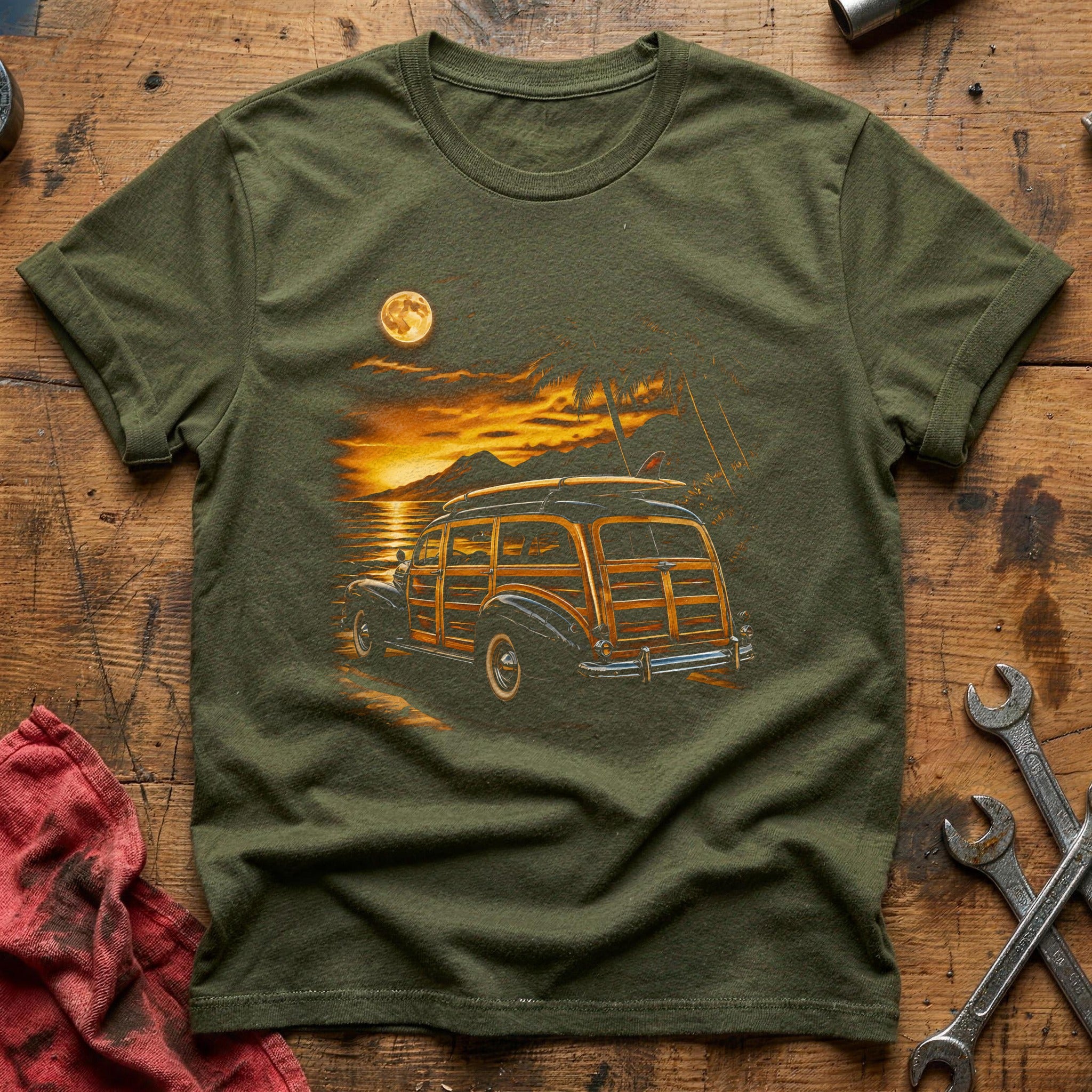 Woody Wagon Moonlight T-Shirt - Military Green