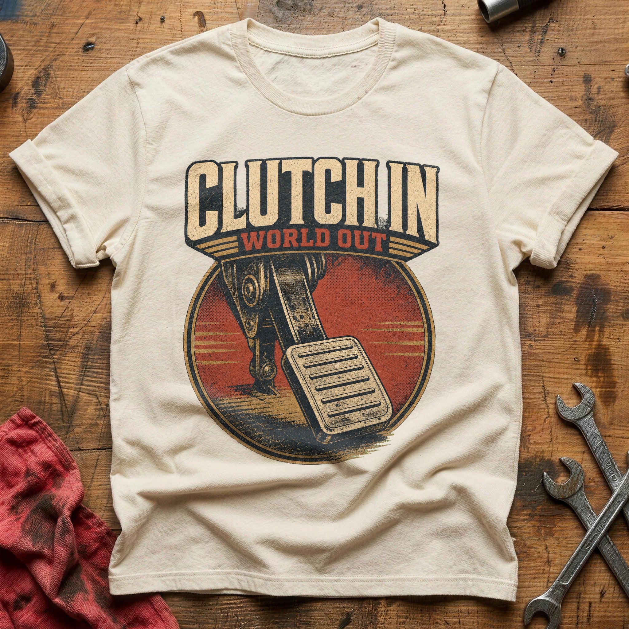 Clutch In, World Out T-Shirt - Natural