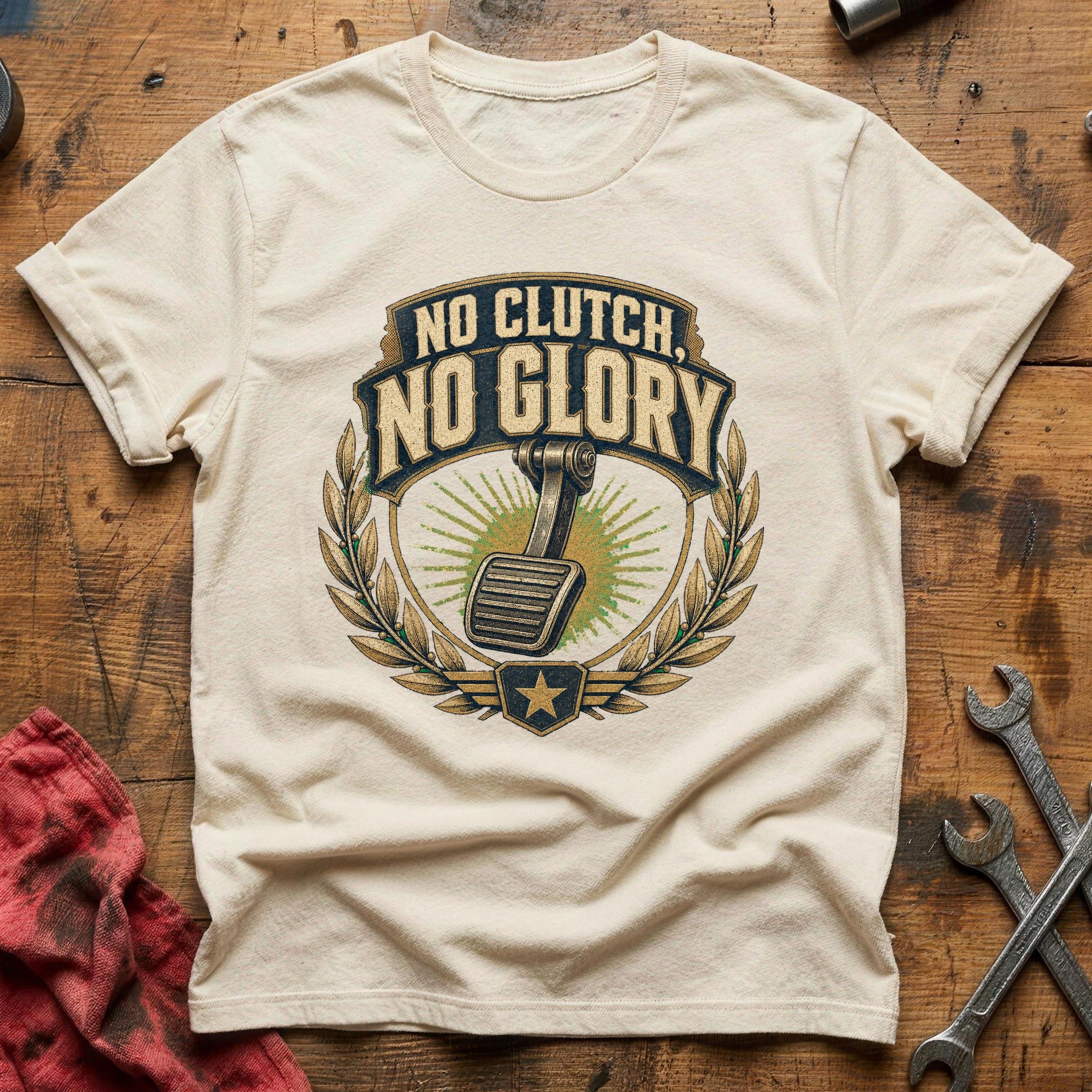 No Glory Clutch T-Shirt - Natural