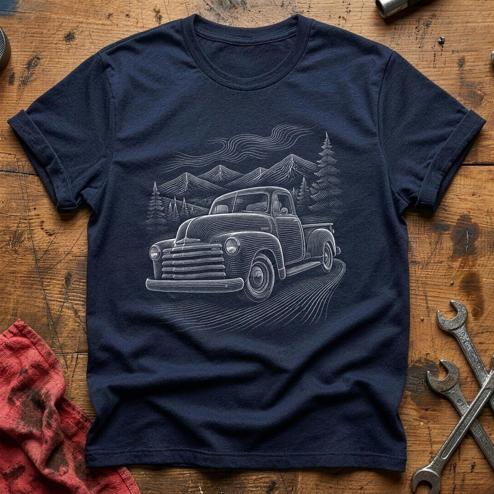 Mountain Pass Hauler T-Shirt - Navy