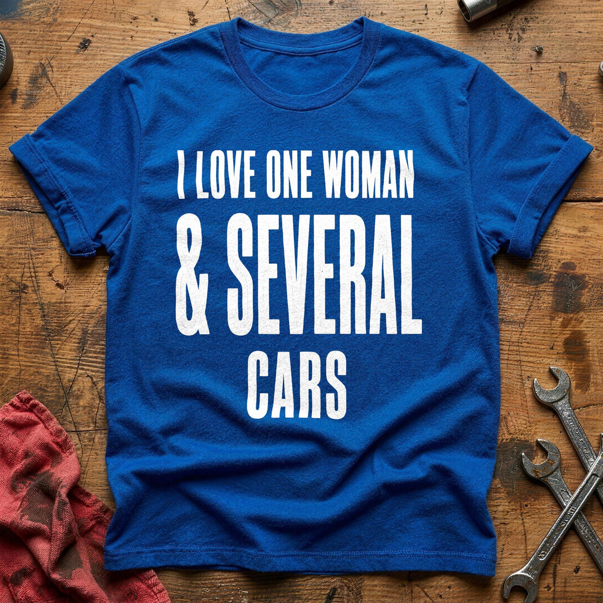 I Love One Woman And Several Cars 95 T-Shirt - Royal