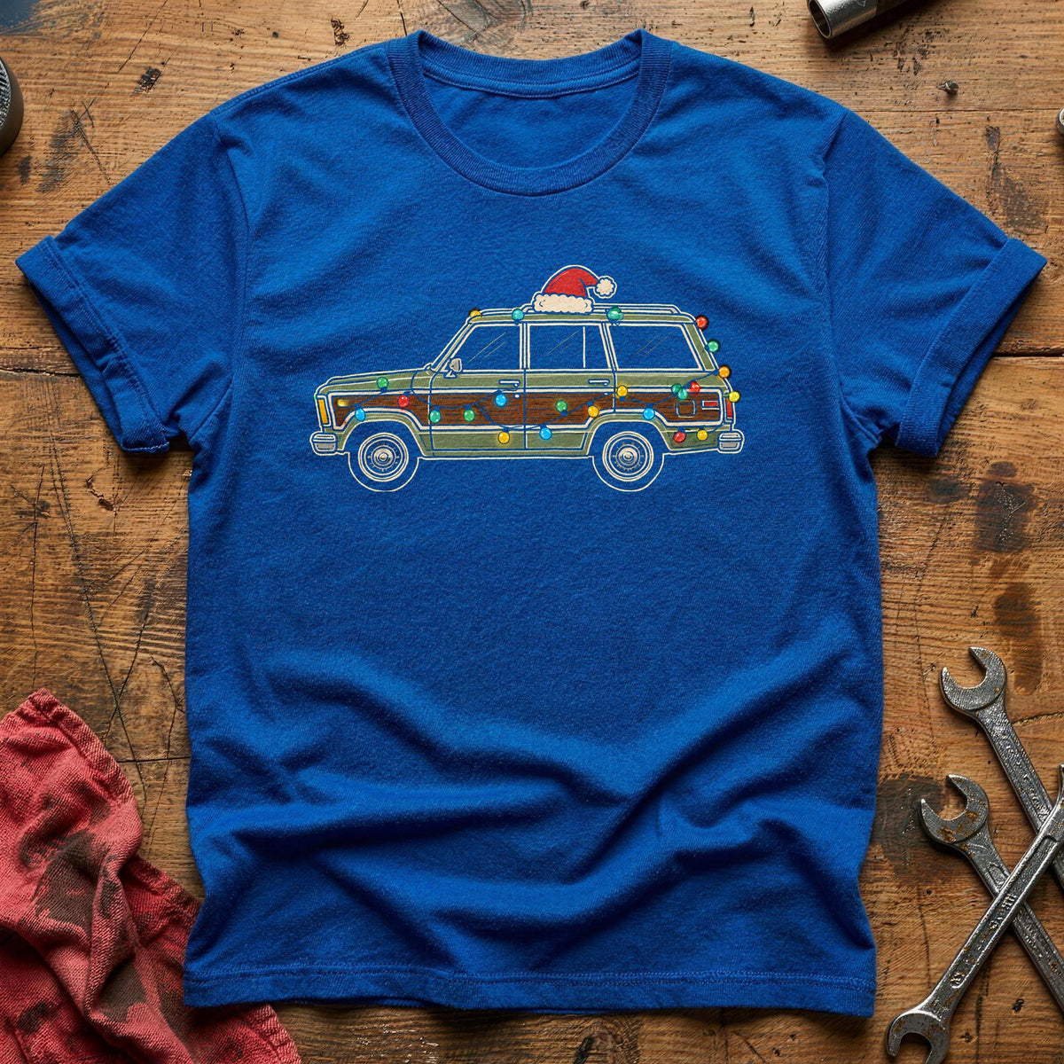 Station Wagon Christmas Lights 42 T-Shirt - Royal